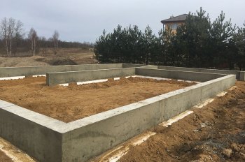 pamatų įrengimas
